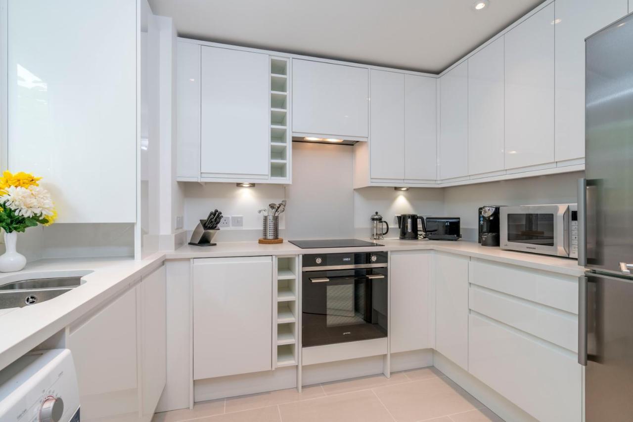 Splendid Apartment Near Vauxhall Tube London Exterior foto