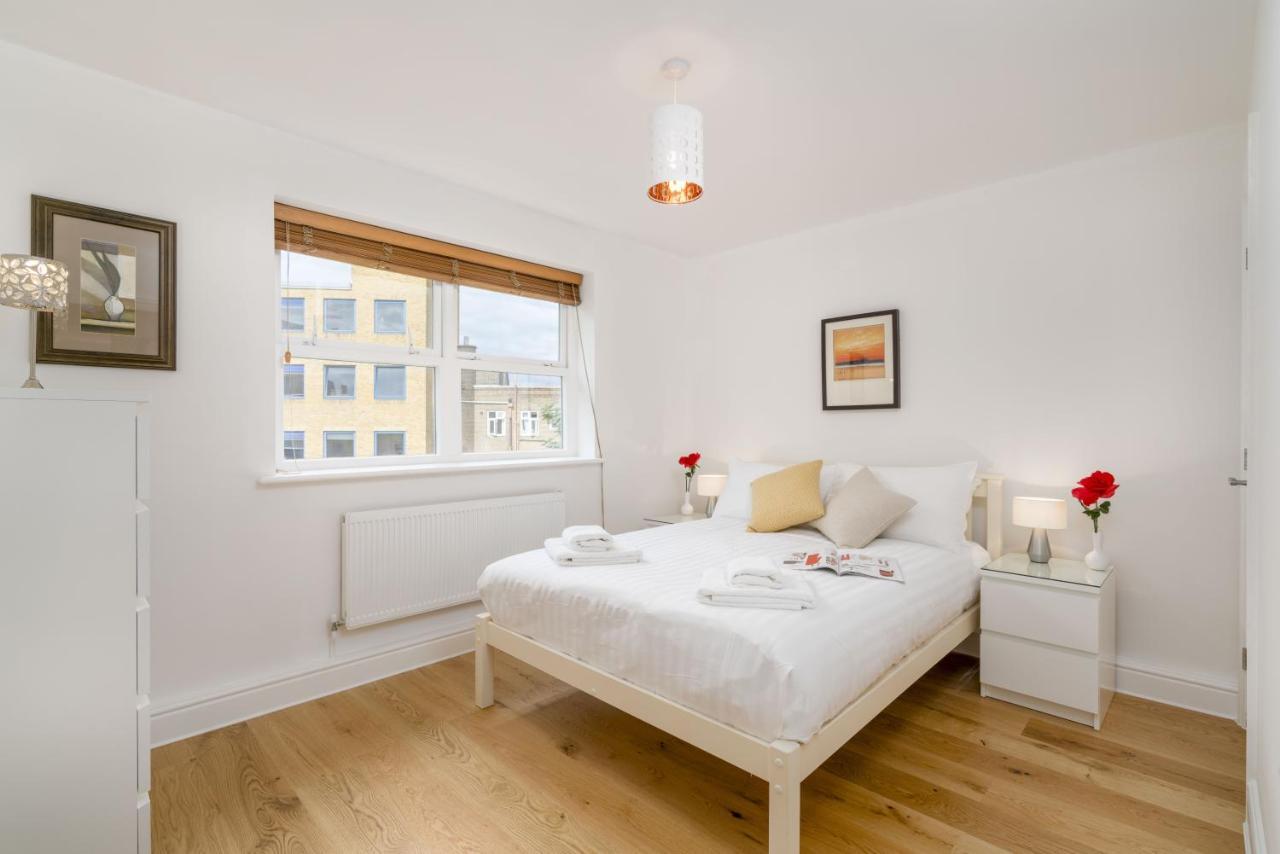 Splendid Apartment Near Vauxhall Tube London Exterior foto